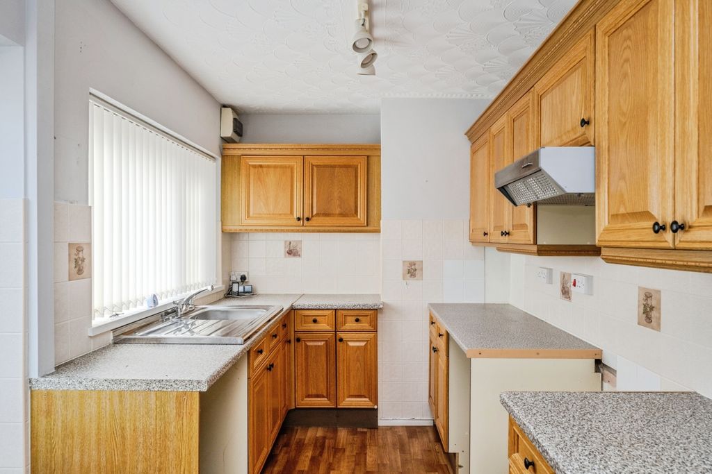 Property photo 3 of 20 Pbox-Img.Jpg