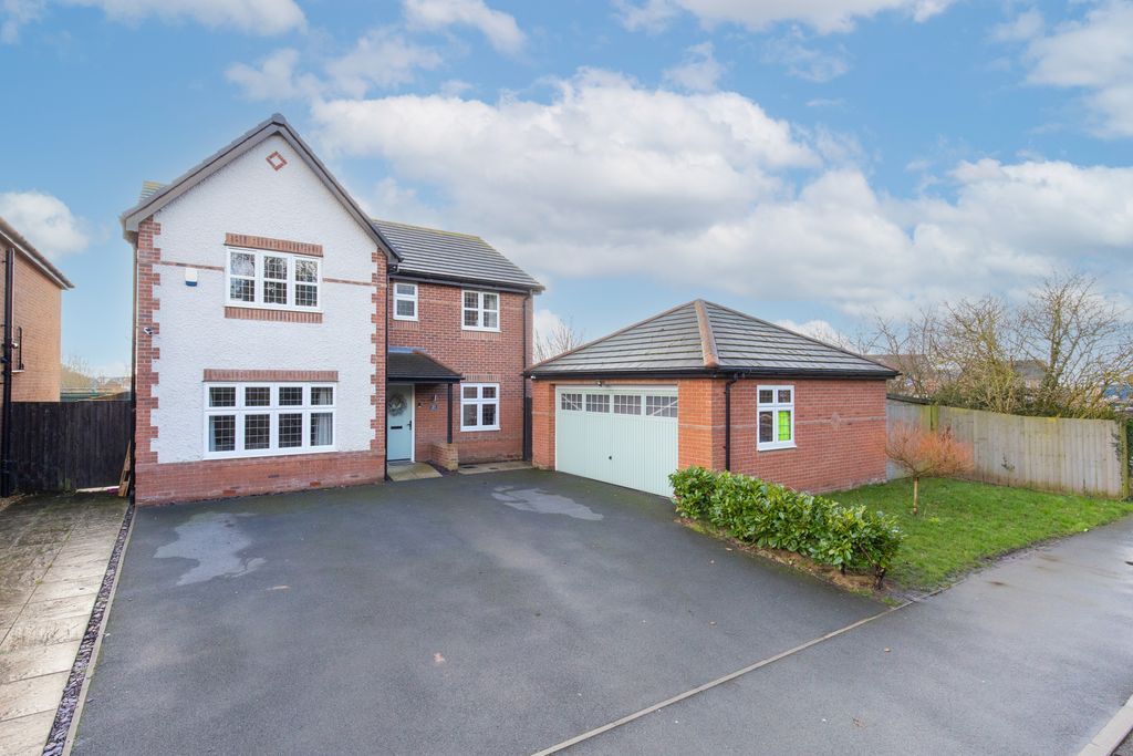 Property photo 1 of 22 Front