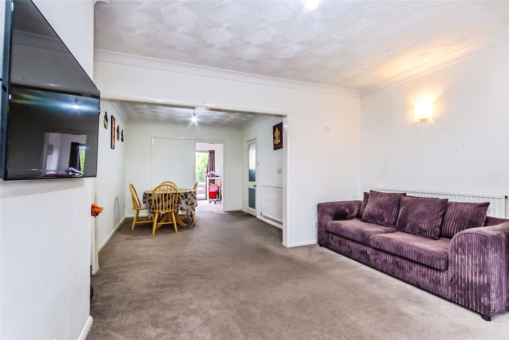 Property photo 3 of 19 Picture No. 04