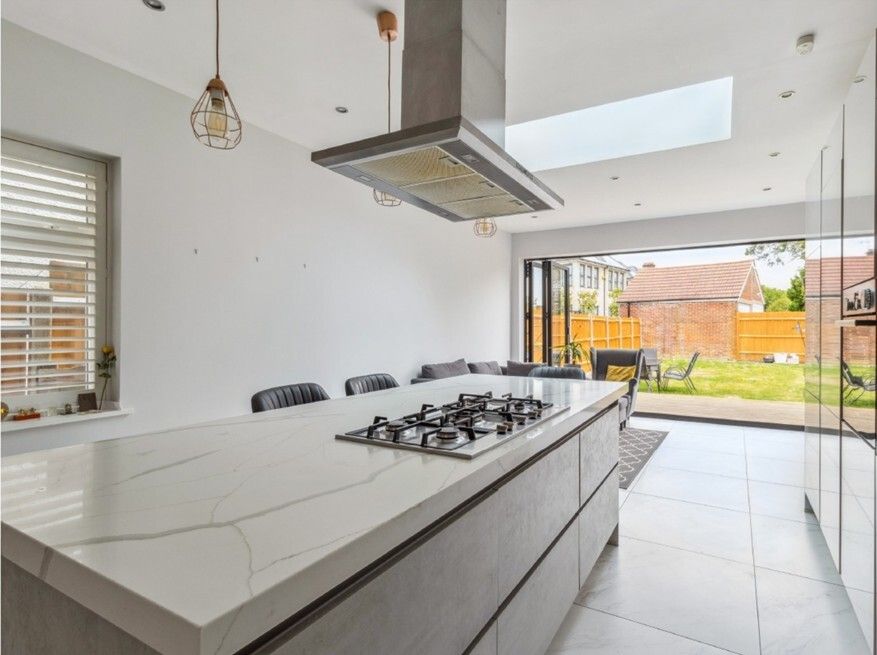 Property photo 2 of 9 Picture No. 06