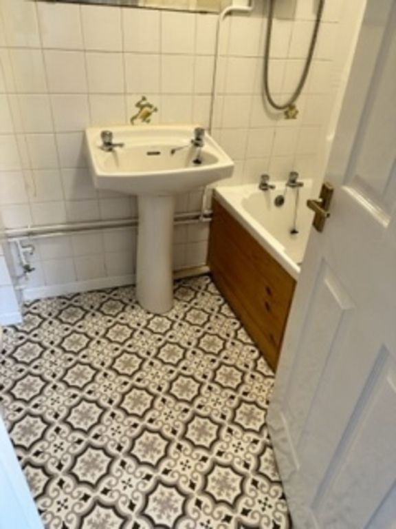 Property photo 3 of 6