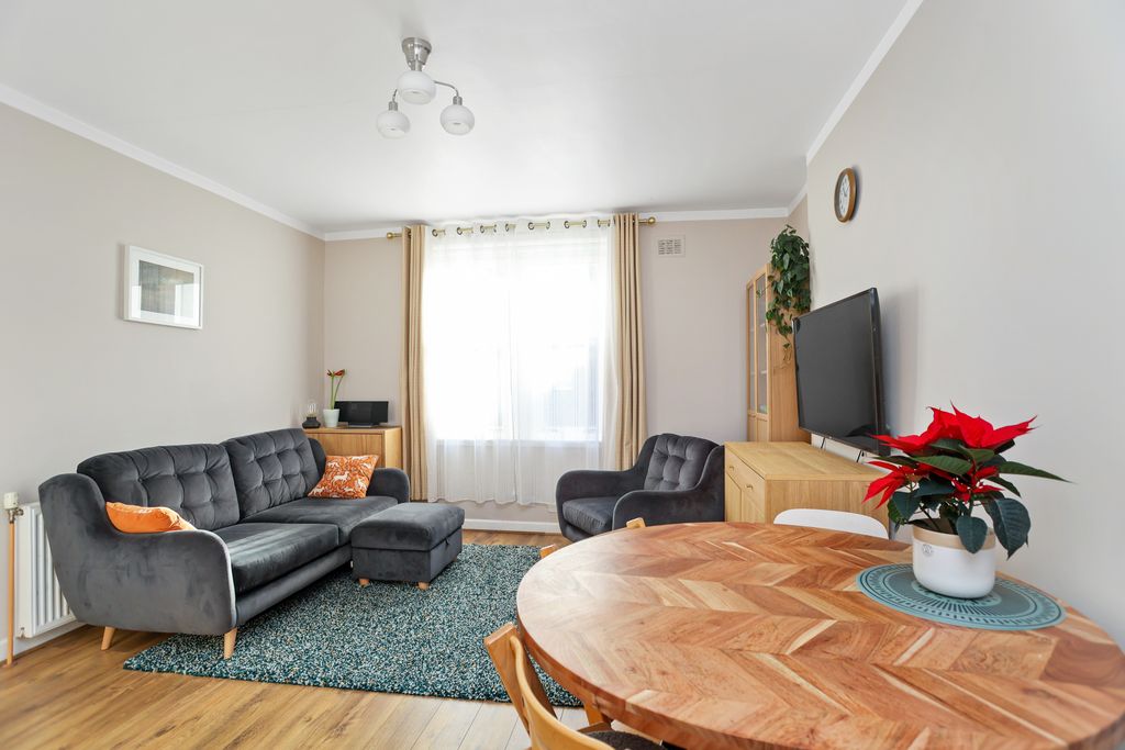 Property photo 3 of 19 Property Image 5