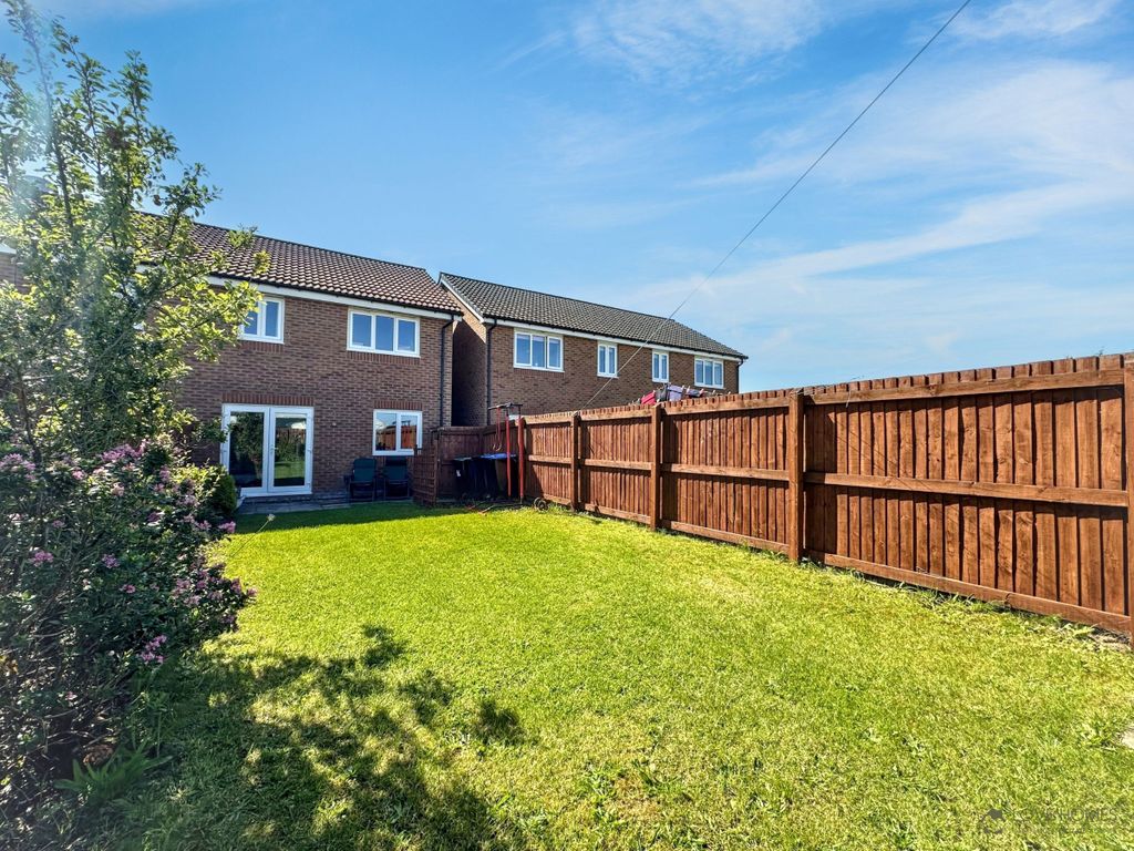 Property photo 3 of 22