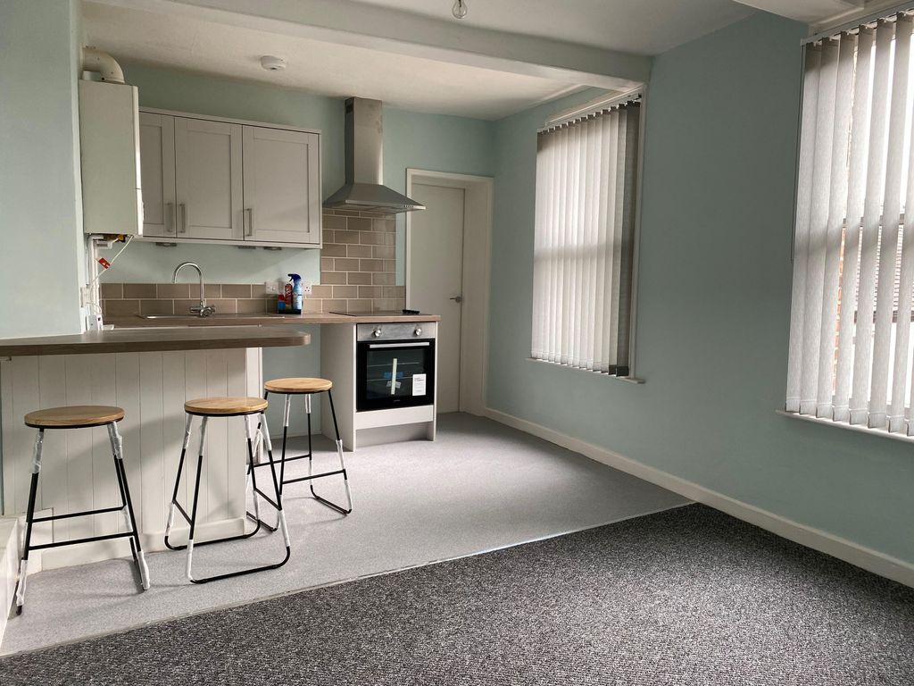 Property photo 1 of 5 Kitchen