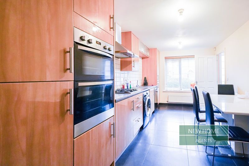 Property photo 2 of 24 Photo 11