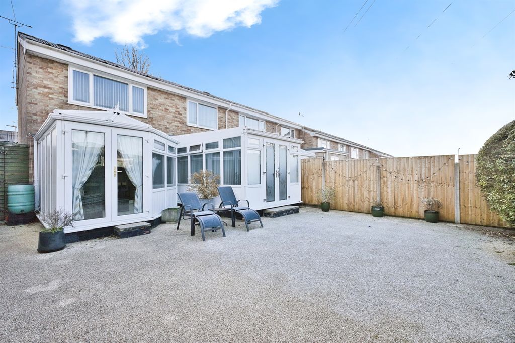 Property photo 2 of 14