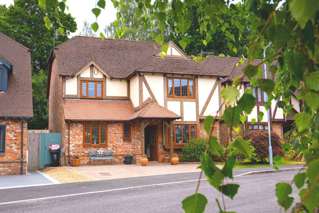 Property photo 2 of 29