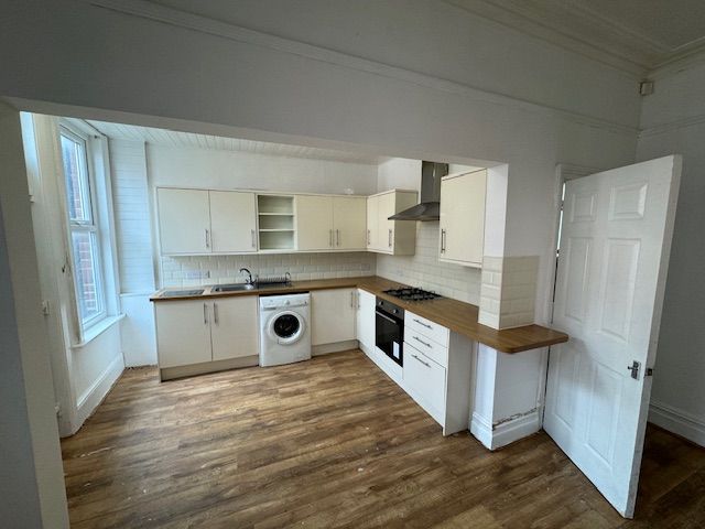 Property photo 2 of 27 Front Description 2