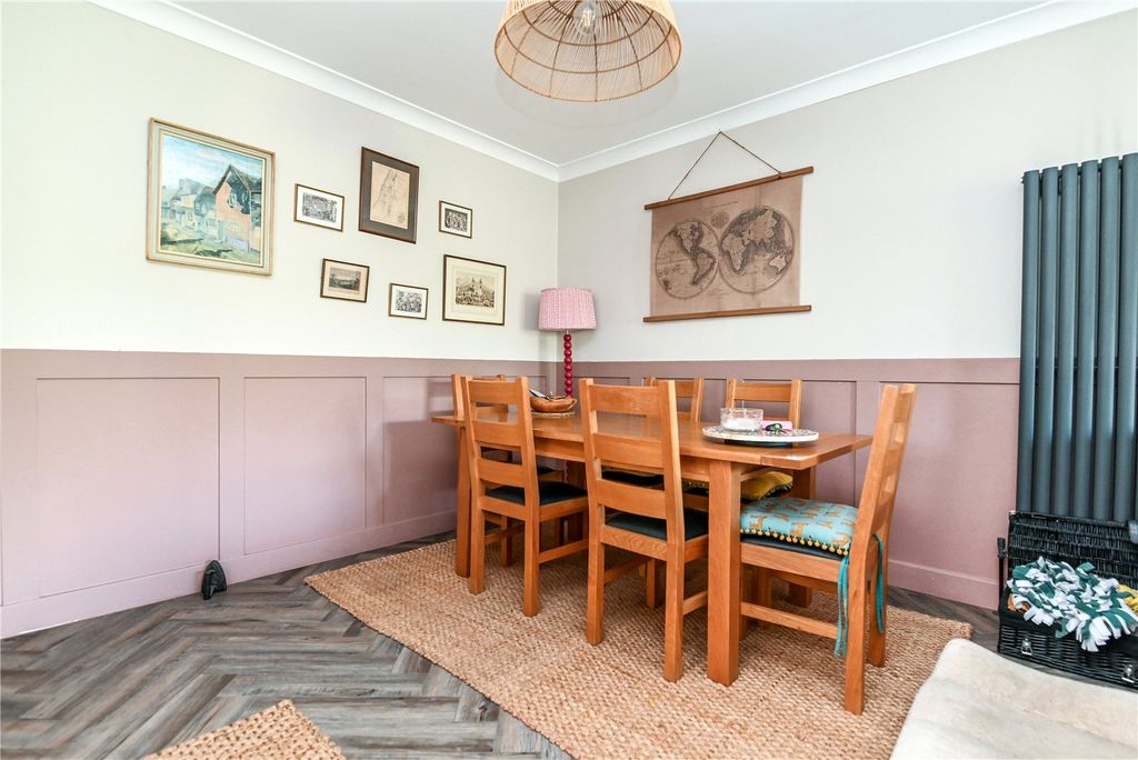 Property photo 3 of 21 Picture No. 05