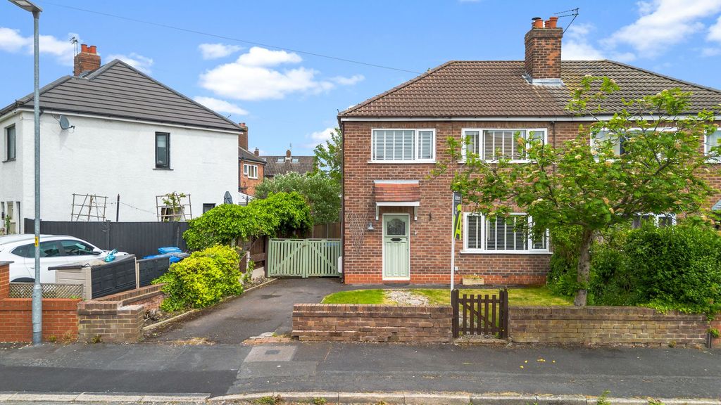 Property photo 1 of 22