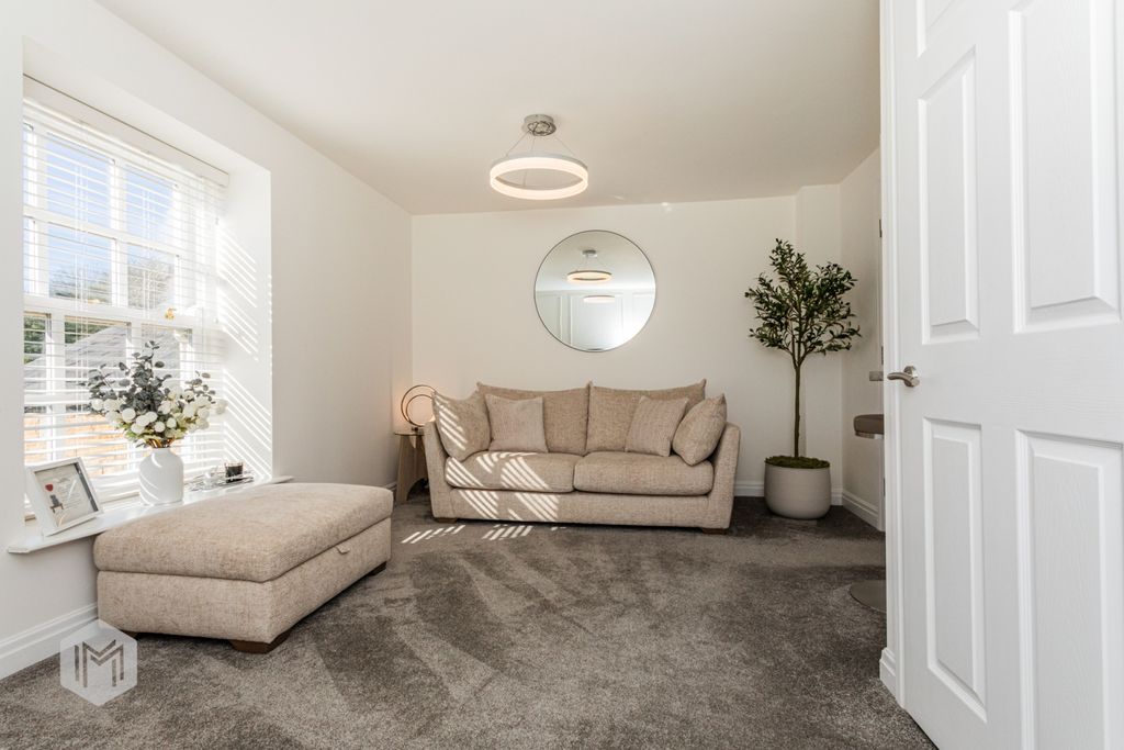 Property photo 1 of 14 Picture No. 05