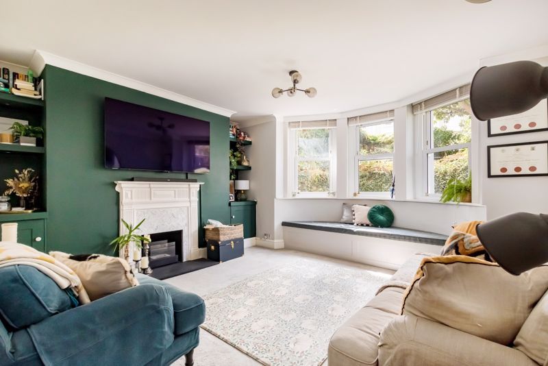 Property photo 3 of 17 Sitting Room