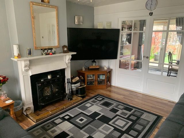 Property photo 2 of 25