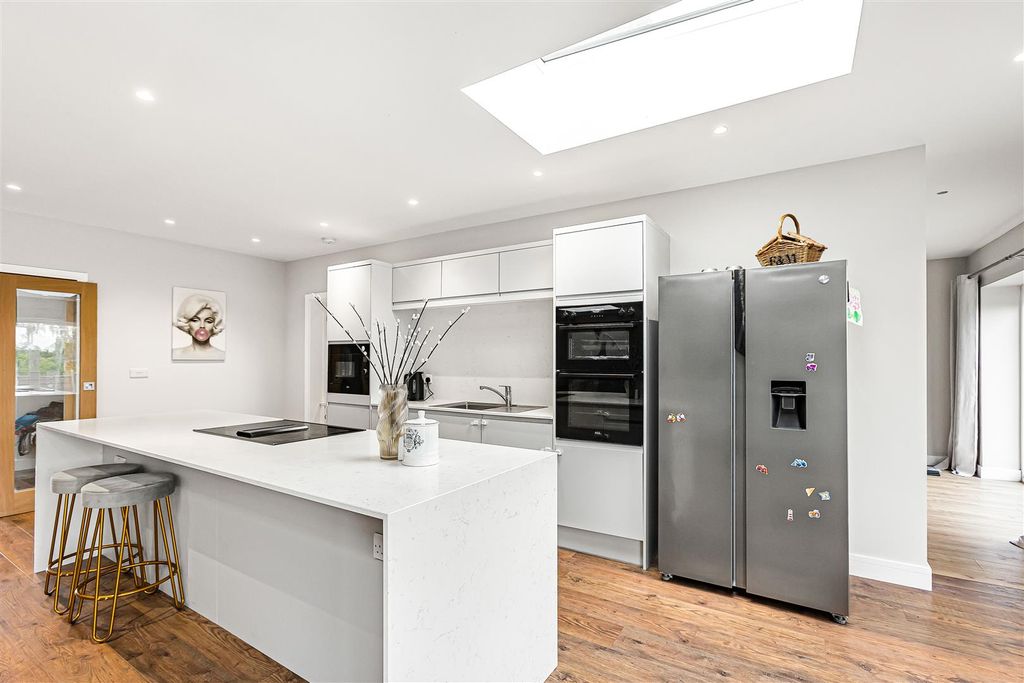 Property photo 2 of 42 Kitchen