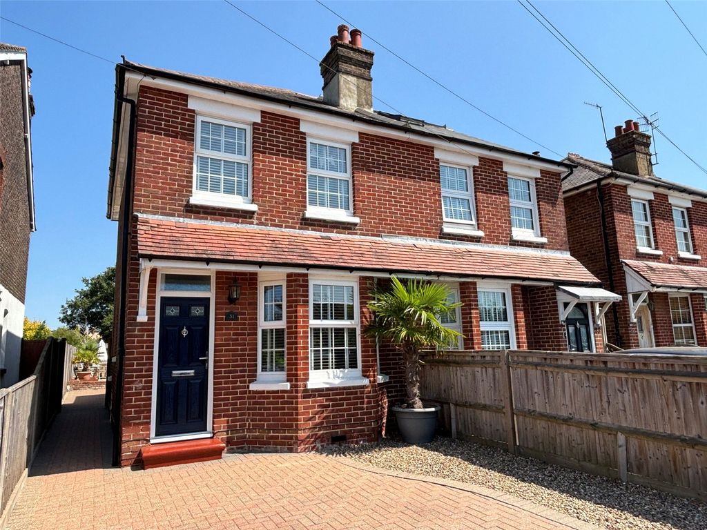 Property photo 1 of 17 Picture No. 01