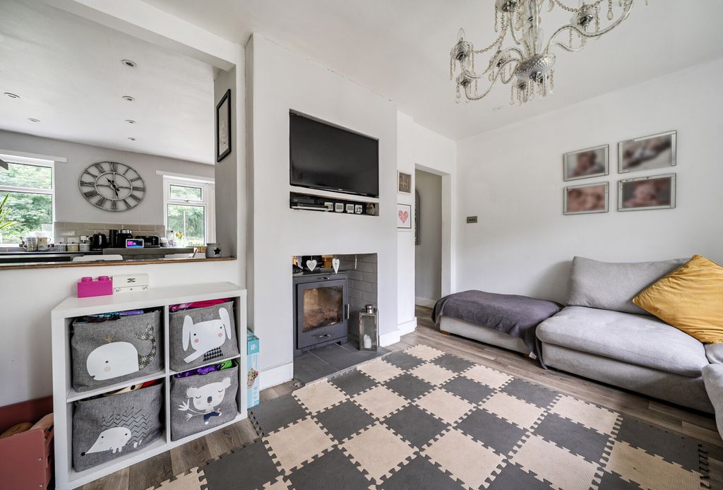 Property photo 3 of 20 1476884-10-6A2A7d...