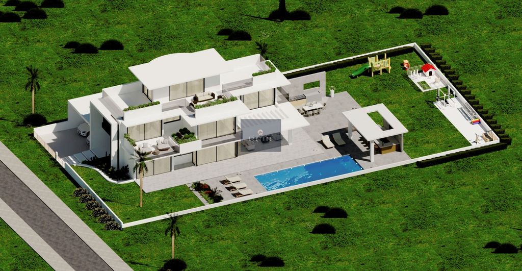 Property photo 3 of 13