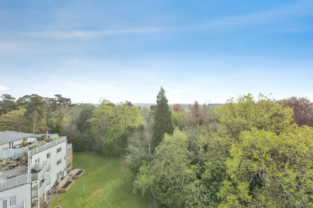 Property photo 1 of 18 Pbox-Img.Jpg