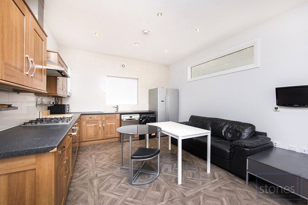 Property photo 1 of 15 Picture No. 03