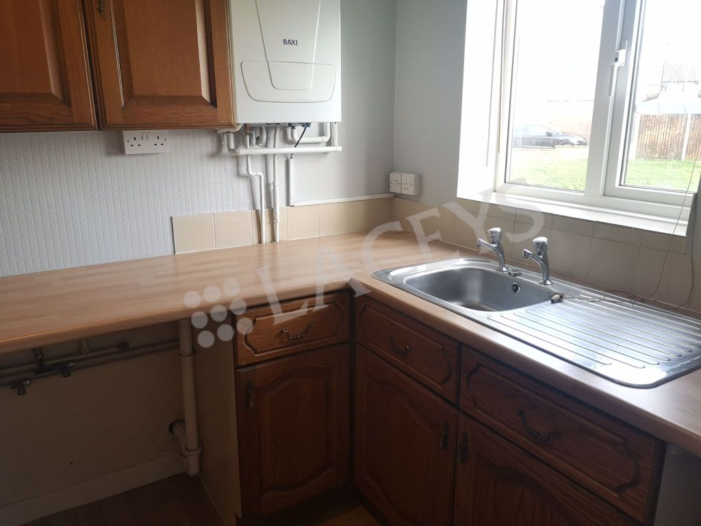 Property photo 2 of 9 Photo 6