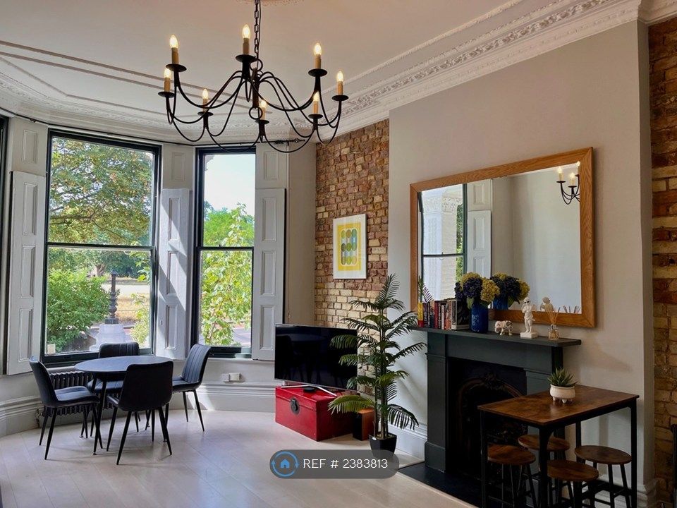 Property photo 2 of 14 Living Room