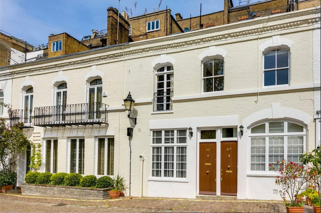 Property photo 2 of 10