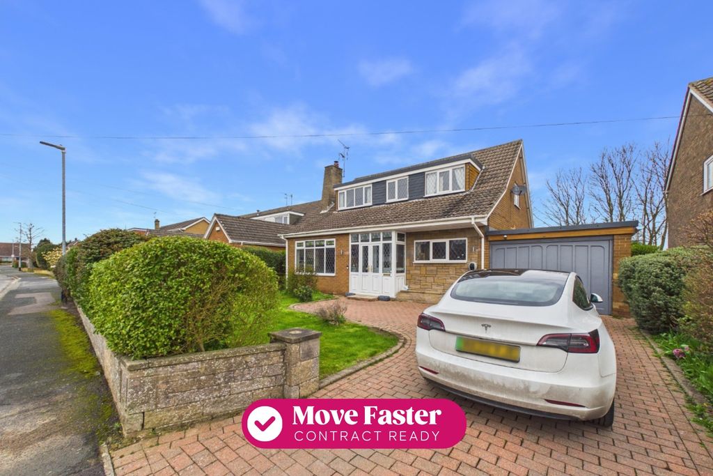 Property photo 1 of 17 4935644