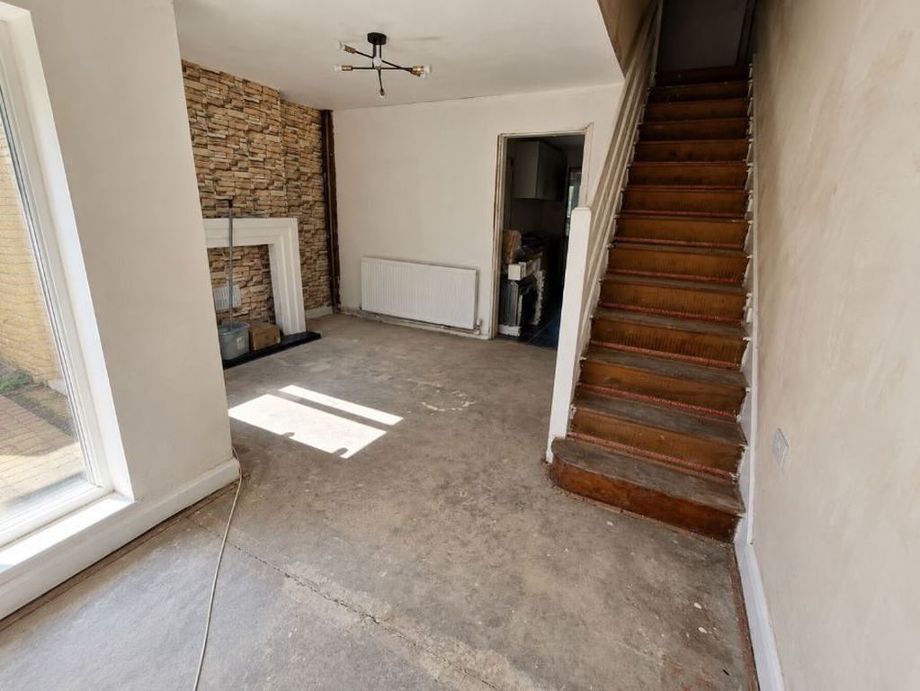 Property photo 2 of 13 Photo 2