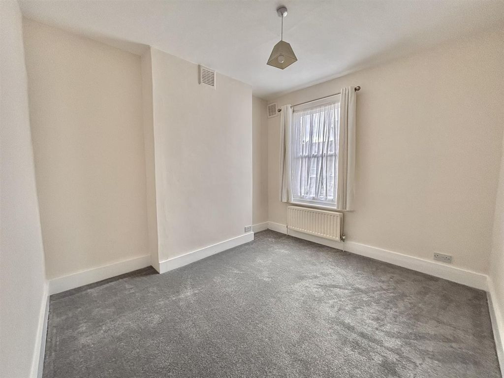 Property photo 3 of 9 Img_1107.Jpeg