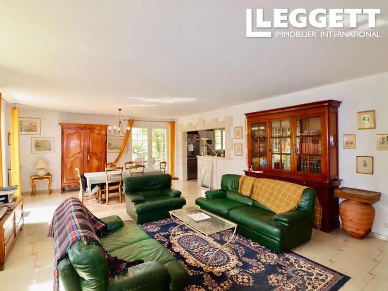Property photo 3 of 10