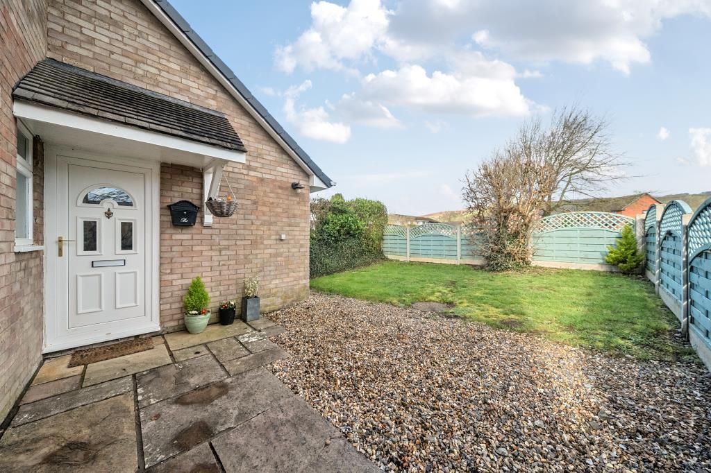 Property photo 1 of 21 Front Aspect