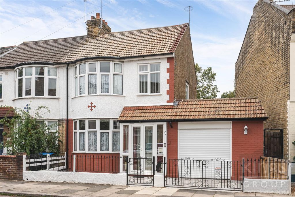 Property photo 1 of 17 Burleigh Road Wm-18.Jpg