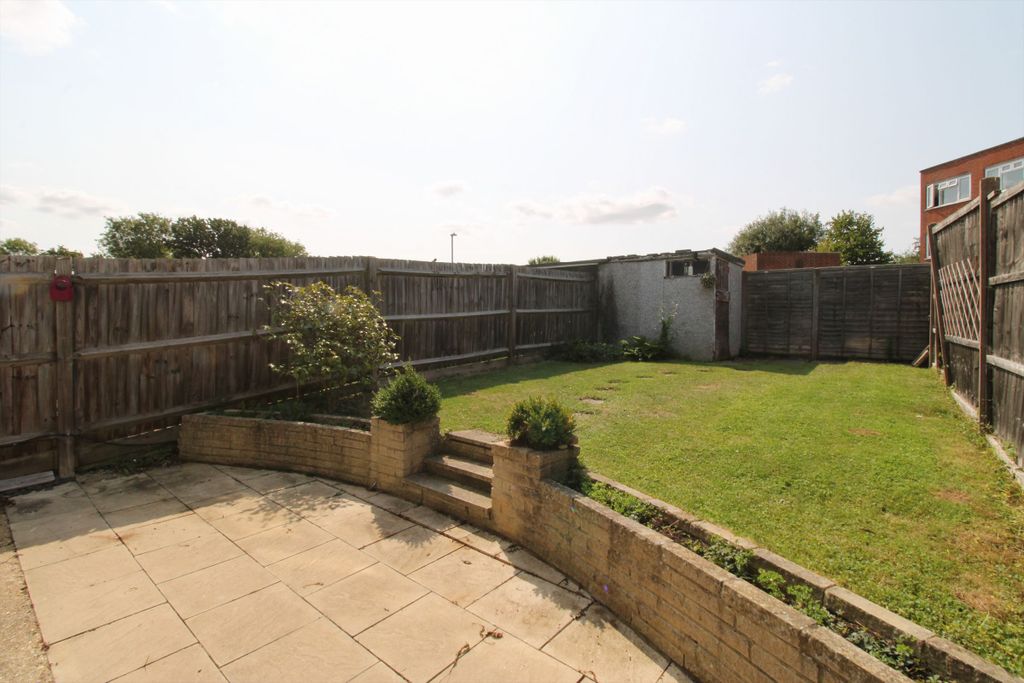 Property photo 3 of 21