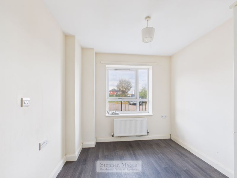 Property photo 3 of 13 Photo 2