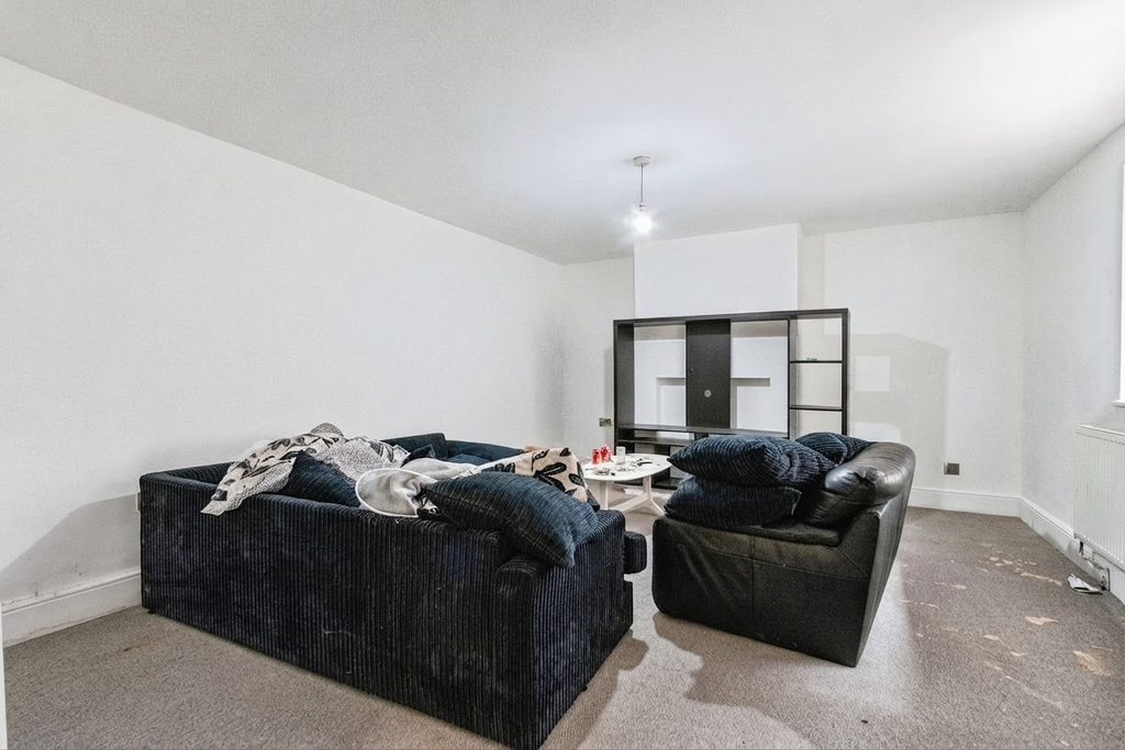 Property photo 2 of 14 Image 1