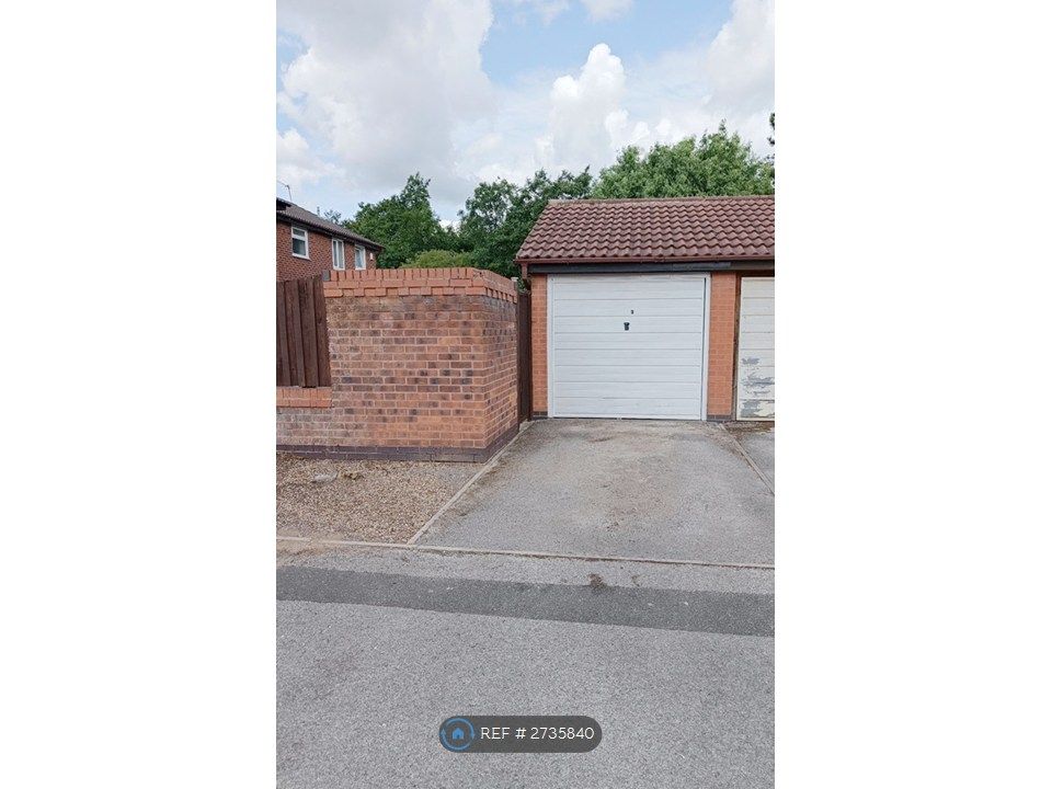 Property photo 2 of 11