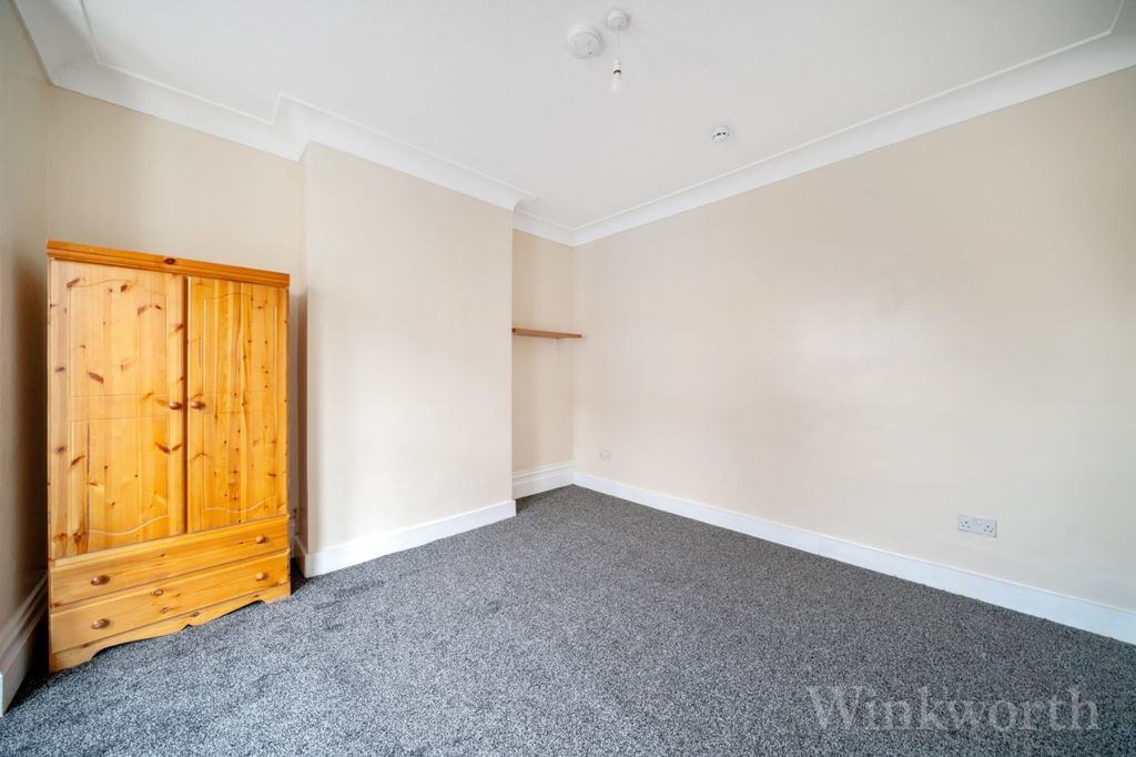 Property photo 3 of 13 Picture No. 11