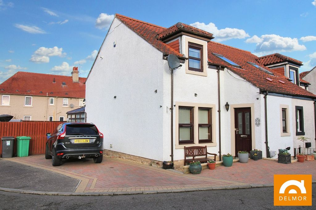 Property photo 1 of 35