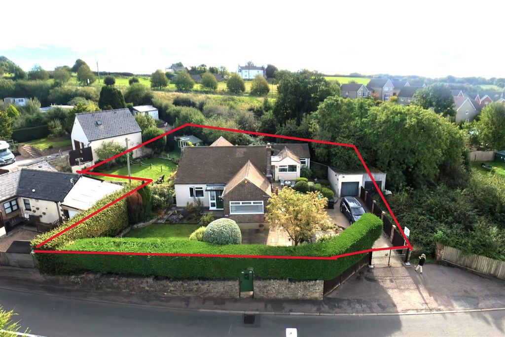 Property photo 1 of 35