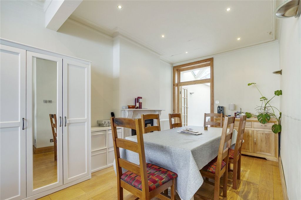 Property photo 3 of 15 Picture No. 15