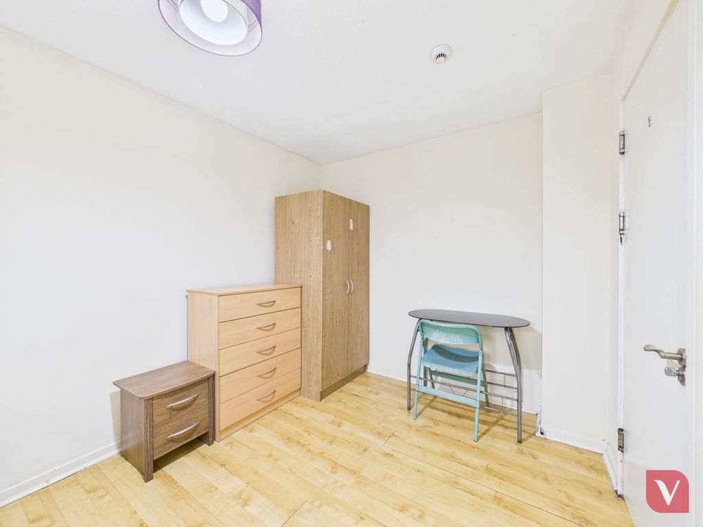 Property photo 3 of 3