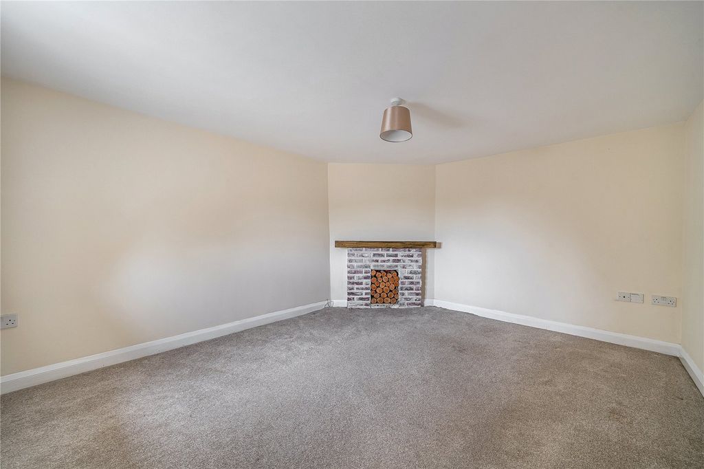 Property photo 3 of 15 Picture No. 05