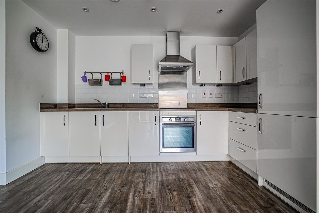 Property photo 3 of 28 980A3649.Jpg