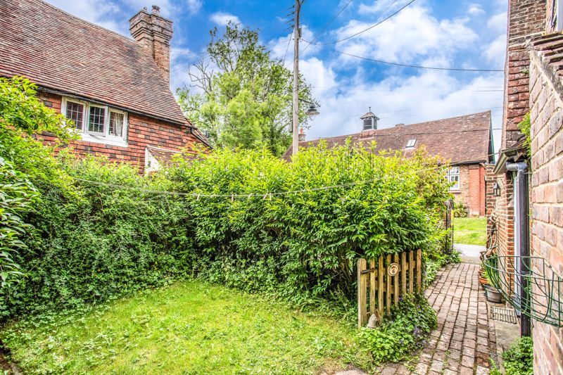 Property photo 2 of 13 Photo 11