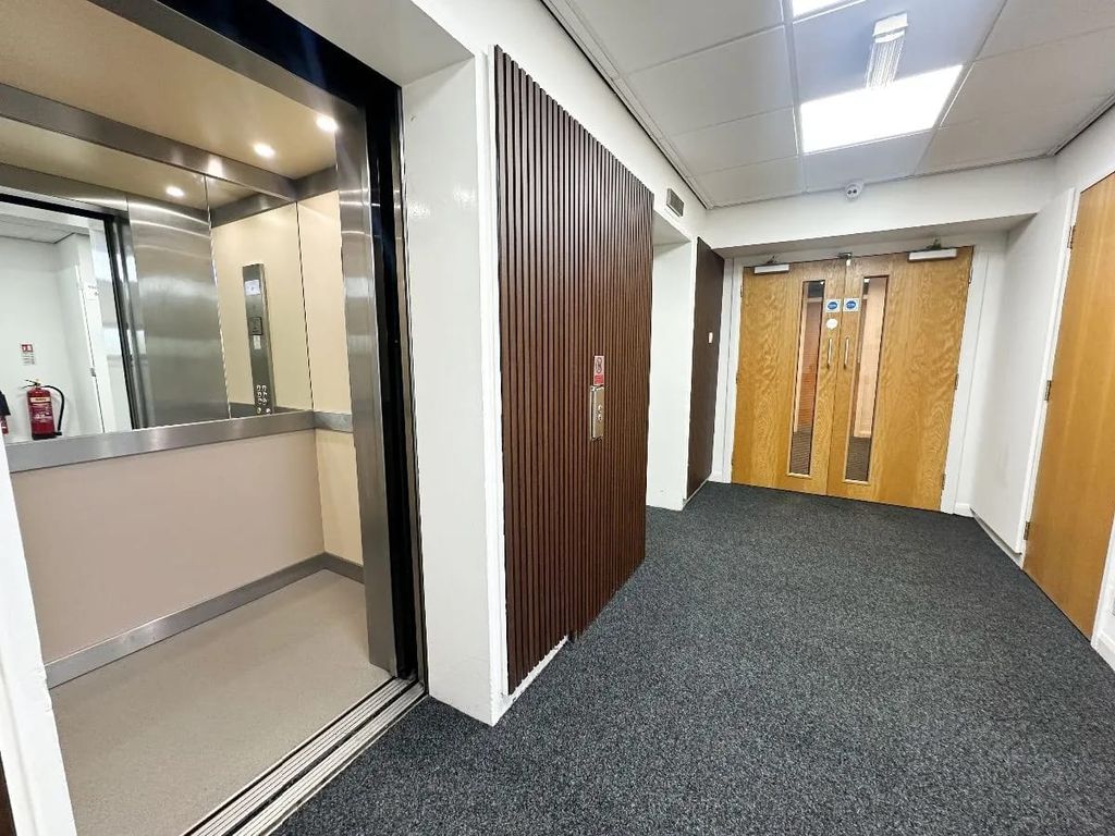 Property photo 3 of 7