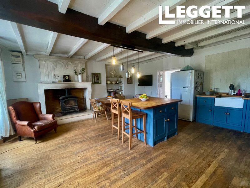 Property photo 2 of 10