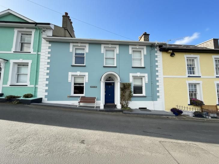 Property photo 1 of 53