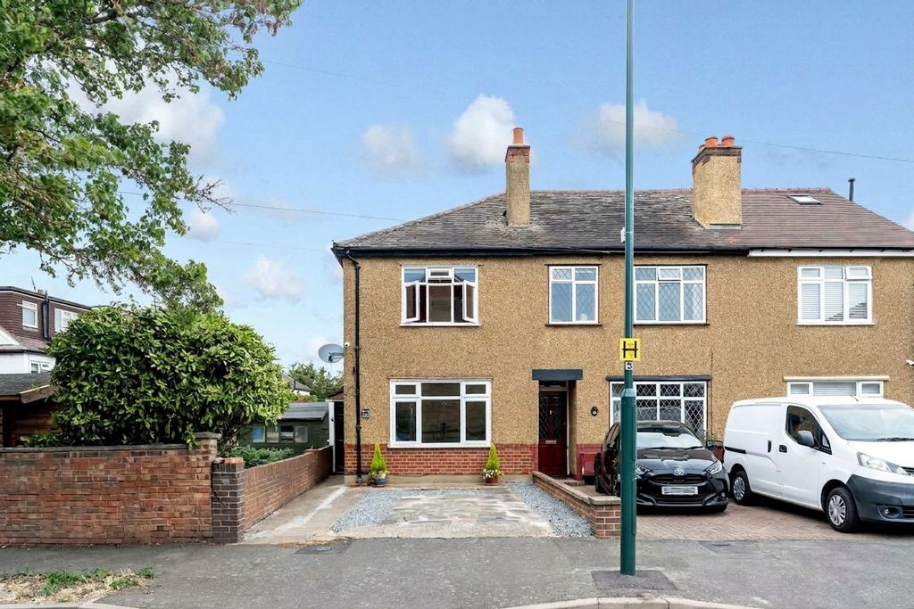 Property photo 1 of 13