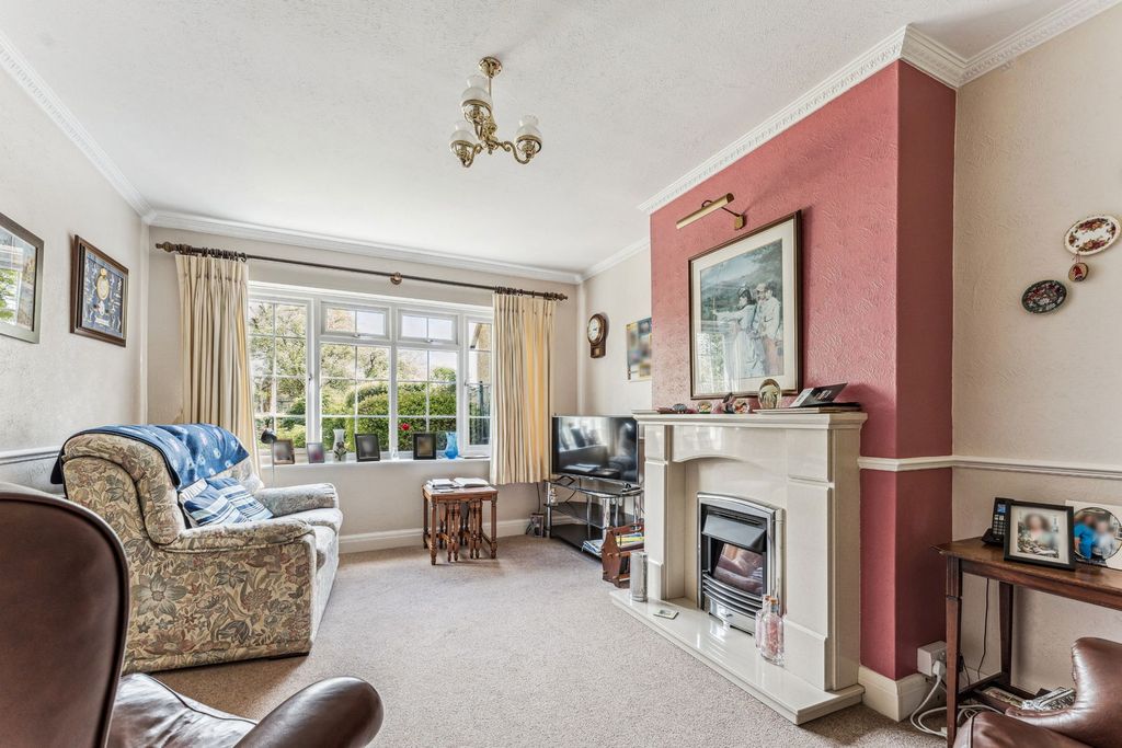 Property photo 3 of 21