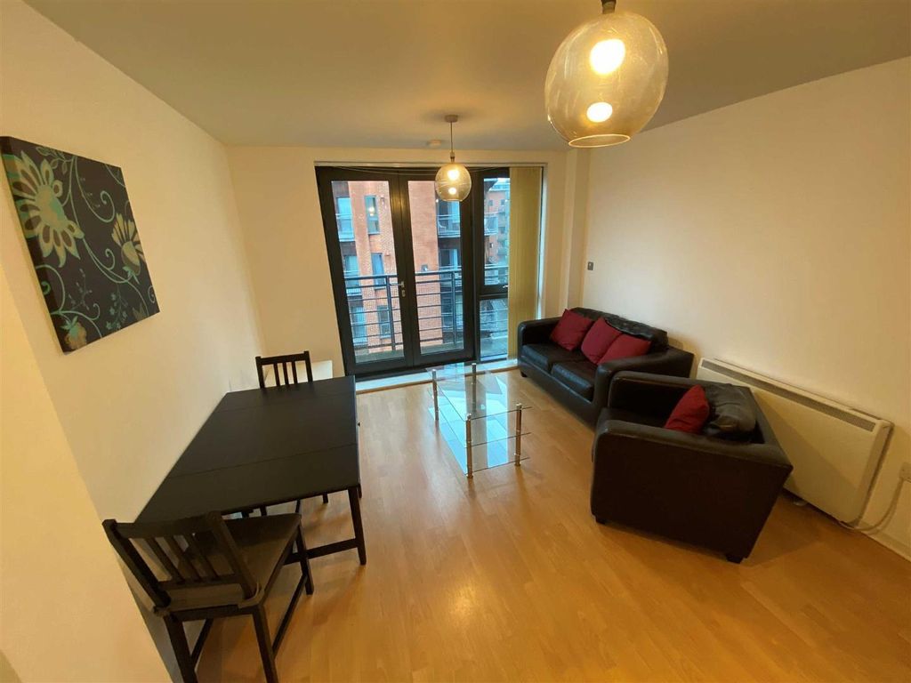 Property photo 2 of 9